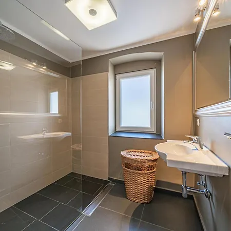 Chalet Kirchberg L *